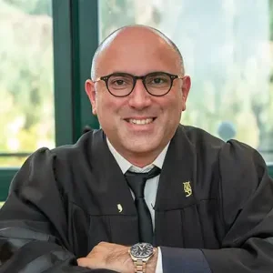 תמונה של עו"ד אורי פז  